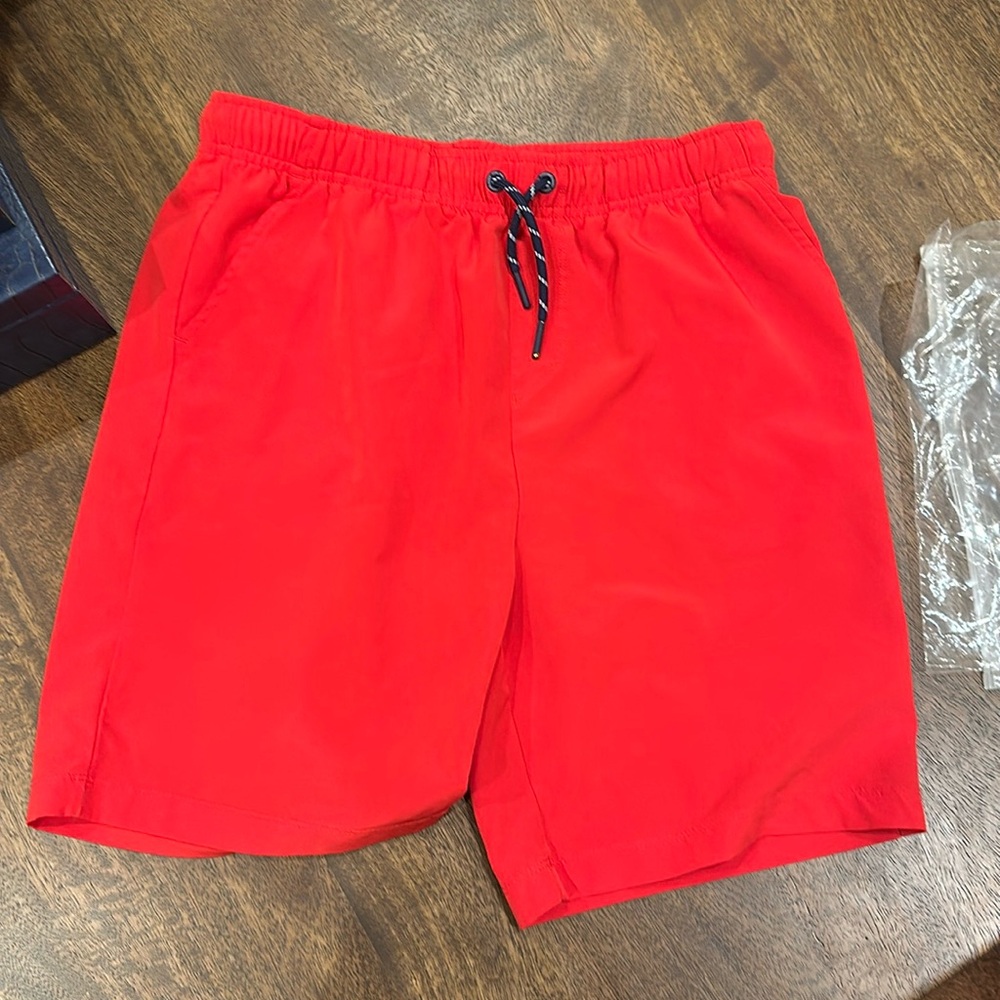 Red Vineyard Vines Performance Shorts
Boys XL